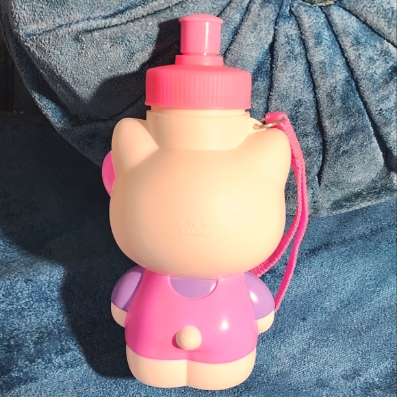 Vintage Sanrio 2003 Hello Kitty y2k water bottle - Picture 2 of 3